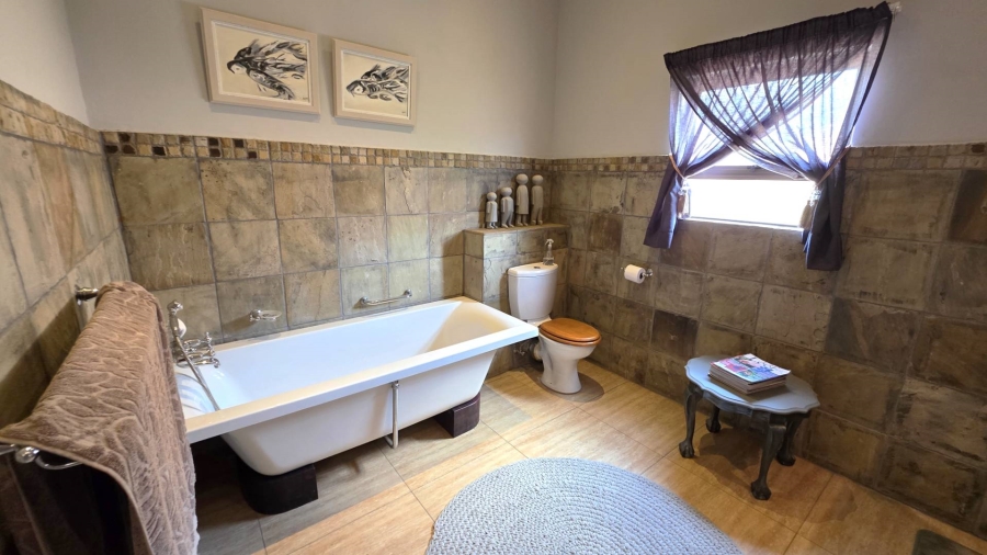 4 Bedroom Property for Sale in Leloko North West